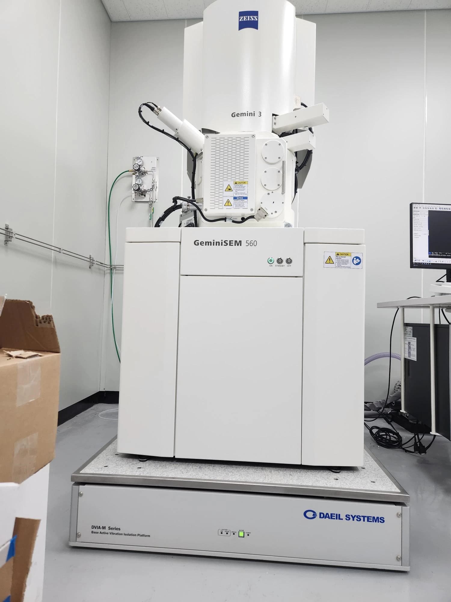 POSCO FUTURE M GeminiSEM 560 DVIA-MB1000 (230704R3) Installation Report