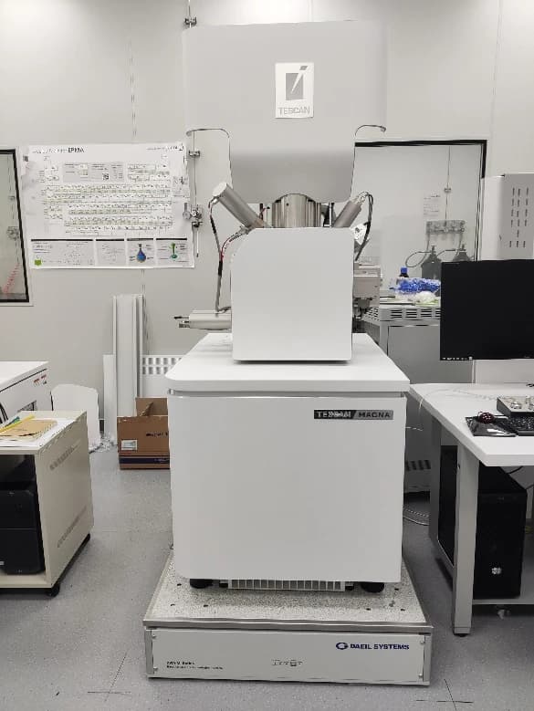 TESCAN SEM MAGNA DVIA-M1000 (230908R2-1) Installation Report