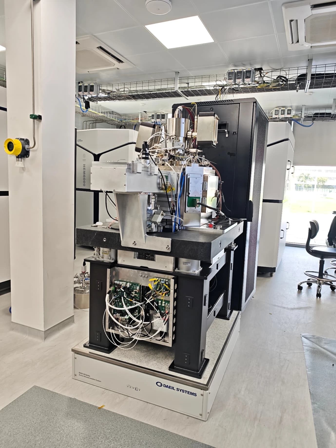 Guoyi Quantum CIQTEK High speed SEM HEM6000 DVIA-M1000 (240828R1-4) Installation Report