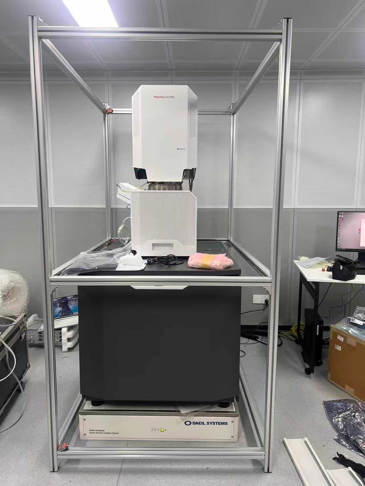 Thermo Fisher Scientific SEM Apreo 2S DVIA-MB1000 (250421R8) Installation Report
