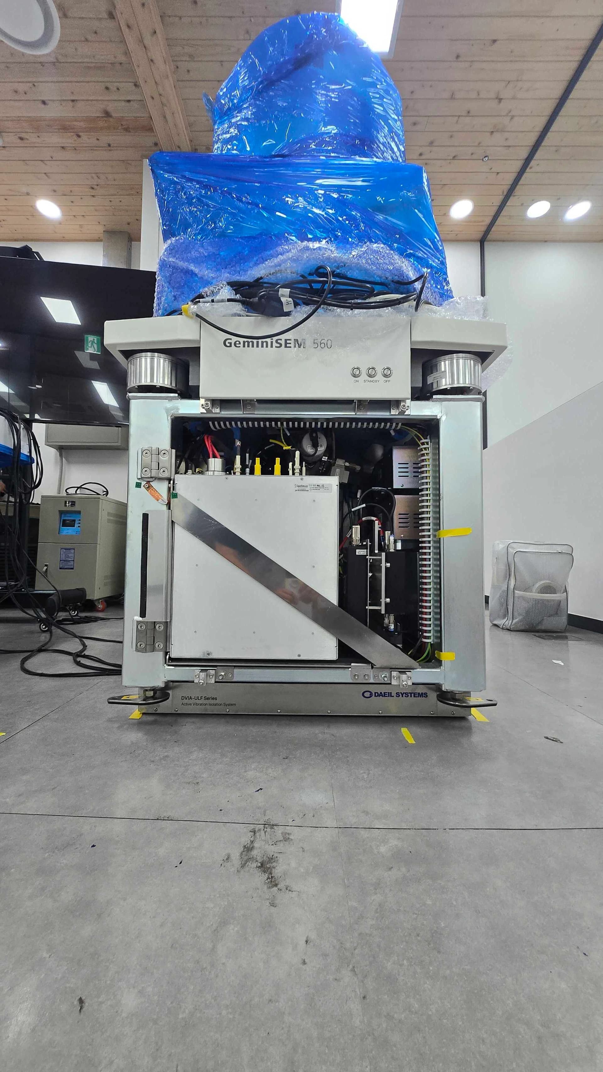 Bruker Korea ZEISS Solaris GeminiSEM 560 DVIA-ULF1000 (250717R1) Installation Report