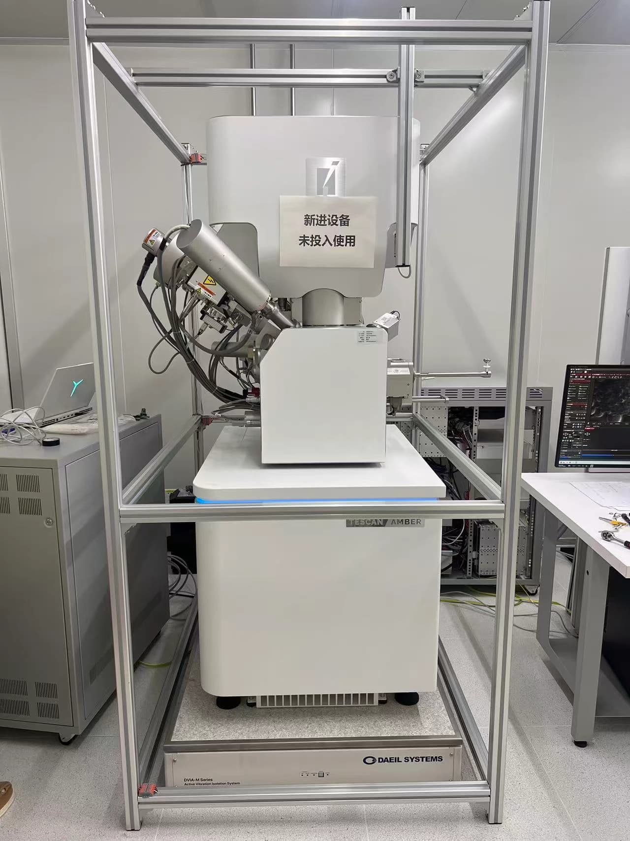 TESCAN AMBER X FIB-SEM DVIA-MB1000 (250718R1) Installation Report