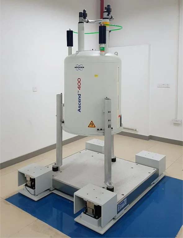 DVIA MC1000 BRUKER NMR Ascend 400